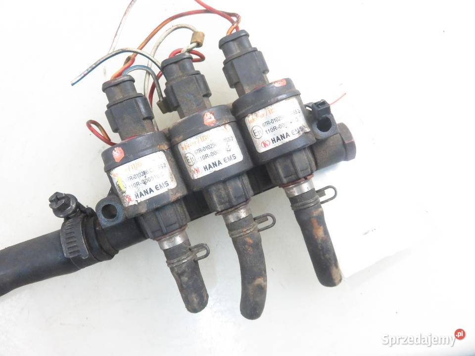 3X WTRYSK HANA 67R010256 H2002 osobowe