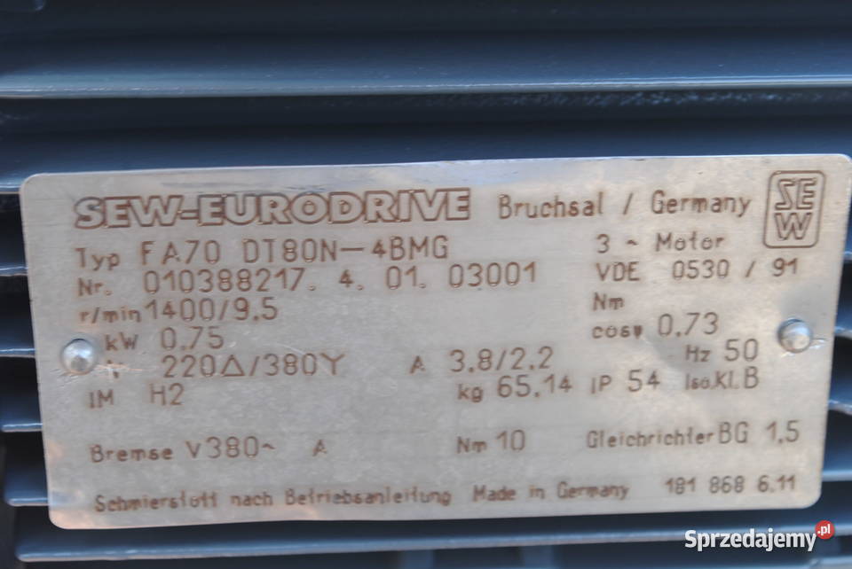 Motoreduktor 075kw 95obrmin z hamulcem Firmy SEW