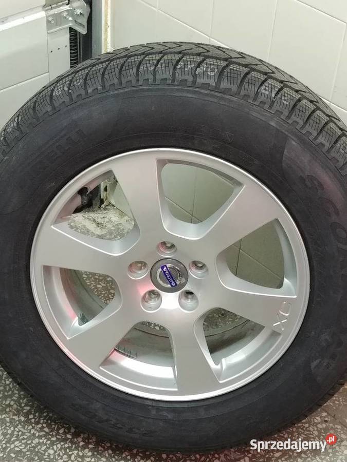 Nowe zimowe opony 2025 23565R17 104H FR felgi Warszawa