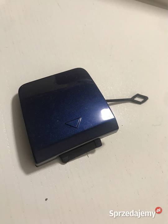 BMW 2 F45 zaślepka haka zderzak tył 51317301933 sprzedam