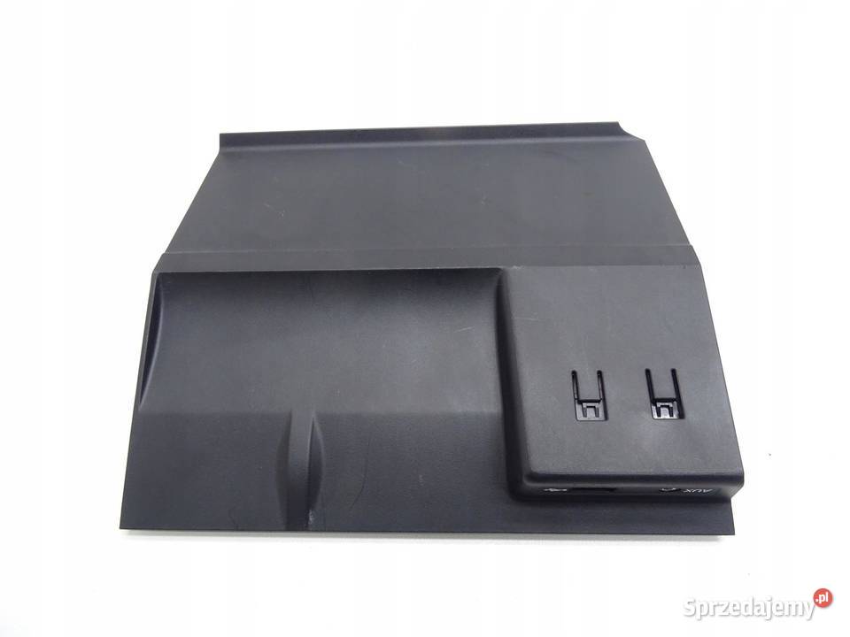 PANEL GNIAZDO PORT USB AUX SKODA OCTAVIA III