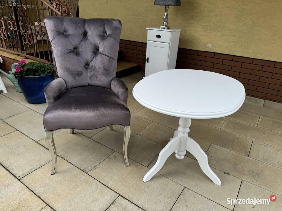 Stolik owalny biały na jednej nodze kawowy Stoliki kawowe i ławy Sulbiny sprzedam