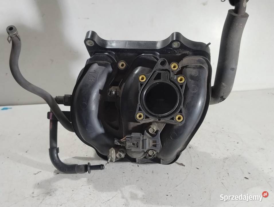 KOLEKTOR SSĄCY TOYOTA YARIS 10 Kolektory ssące sprzedam