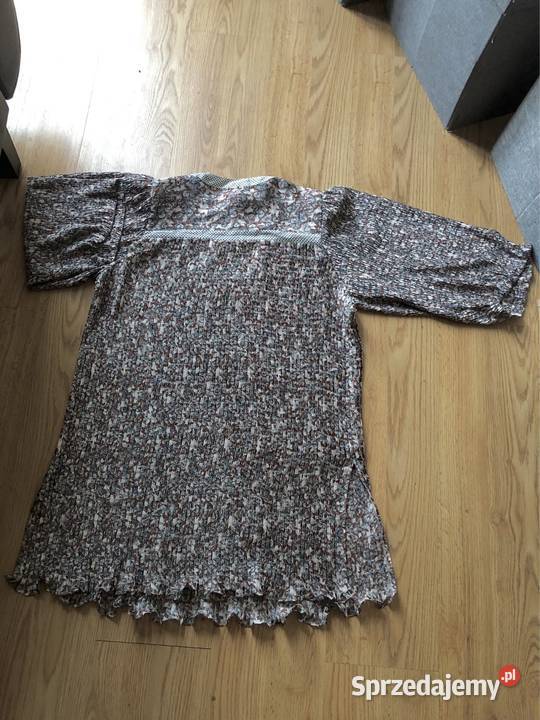 Sukienka w brązowe kwiatki Kłodawa