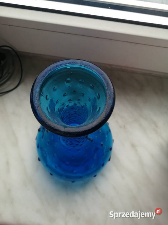 Turkusowy wazon z łezkami