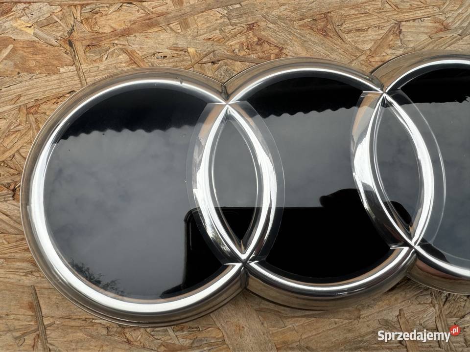 Znaczek Logo pod radar grilla atrapy Audi q4
