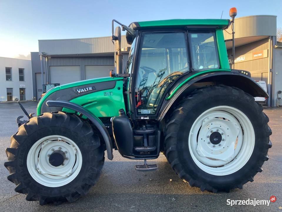 Valtra N141 z Tuzem Sprowadzony 8000 Mtg Klimatyzacja Valtra Czersk
