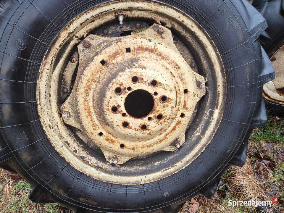 Koła Ursus C330 tył opona 12428 Bucze