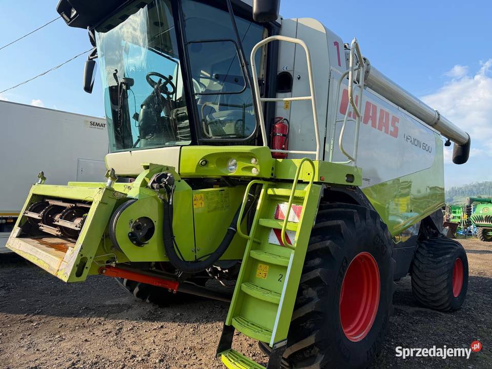 Kombajn zbożowy Claas Lexion 600 2008 heder V900 Zbożowe