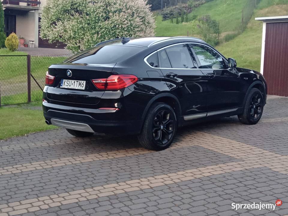 Samochód BMW X4 w wersji XLine