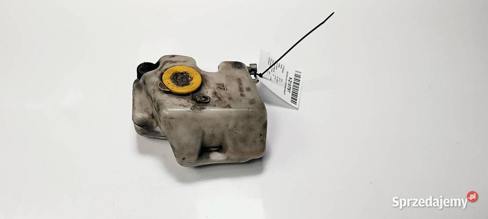 ZBIORNICZEK SPRYSKIWACZY OPEL ASTRA F 0023935 Lipno sprzedam