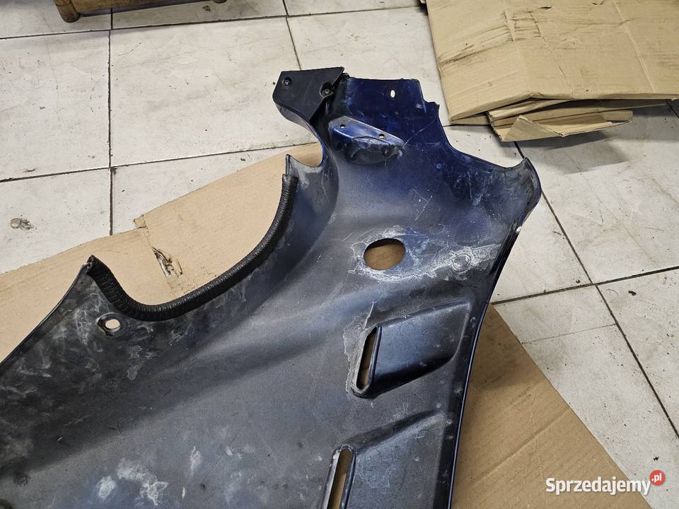 Suzuki GSXF 600 owiewka plastik boczek gsx 600 F