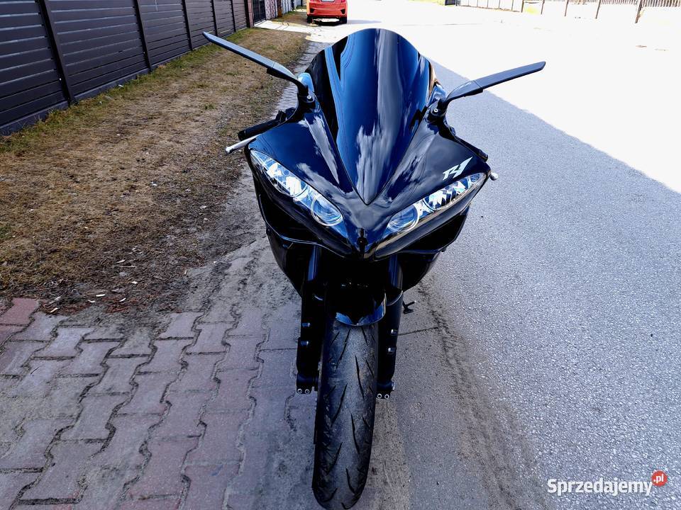 Yamaha R1 Rn19 2009r 22TKMBlack edition Rok produkcji 2009 Łask