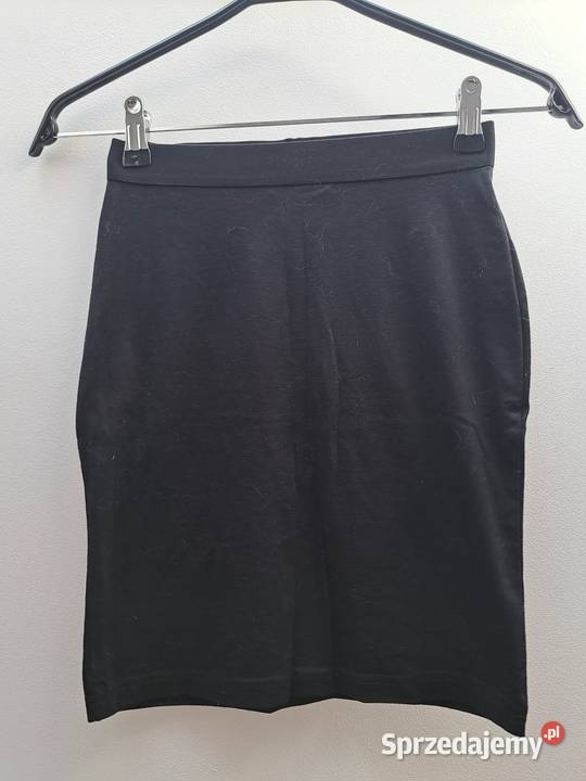 Czarna spódnica basic Janina rozmiar 36 Trąbki Wielkie