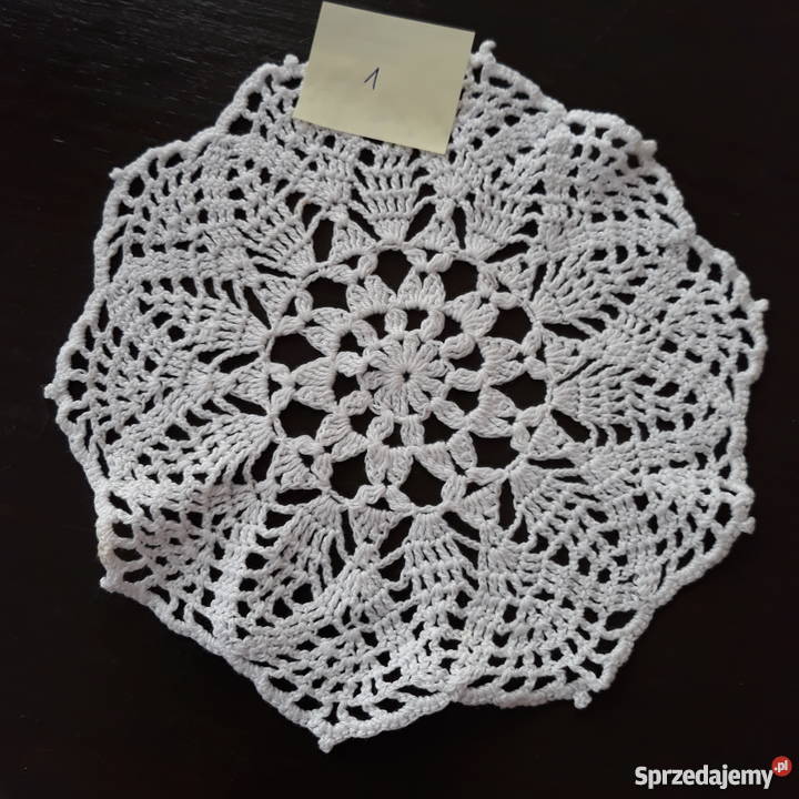 Serwetki na szydełku ręcznie robione wielkanocne Kamyk sprzedam