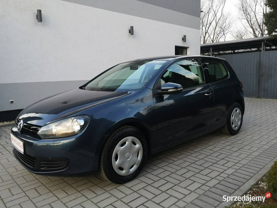Volkswagen Golf 14 MPI 80 Klimatyacja Webasto światła do jazdy dziennej dolnośląskie Strzegom