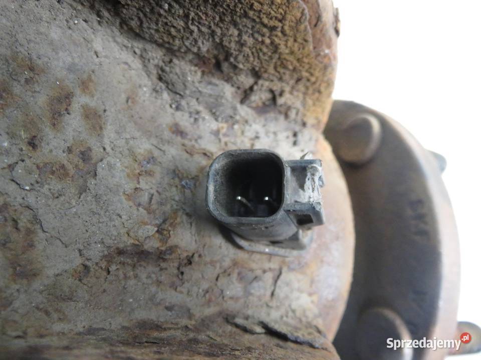 ZWROTNICA PIASTA PRZEDNIA LEWA MAZDA 3 BK 23