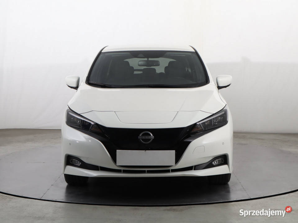 Nissan Leaf 40 kWh 1cm3 Katowice