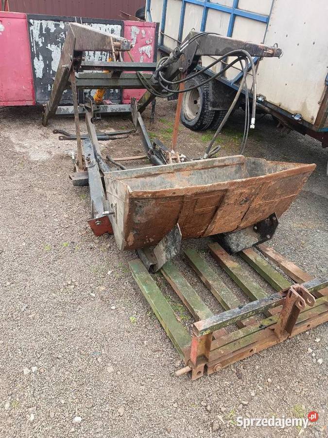 Tur ładowacz czołowy 2 sekcyjny do Ursus C360 nieuszkodzony Chobrzany