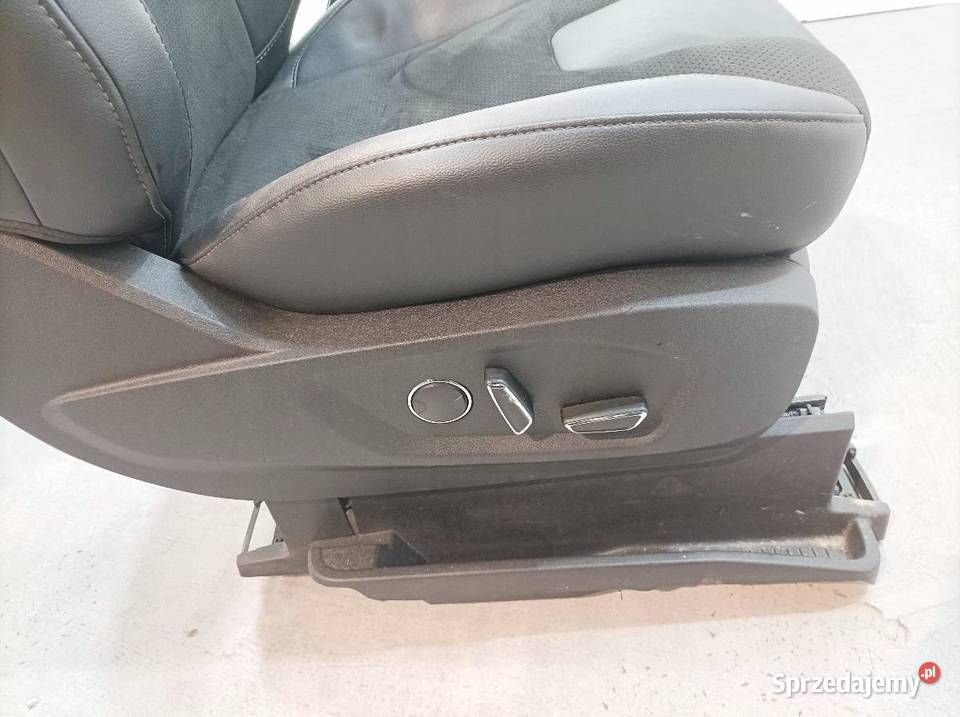 FOTELE PRAWY PASAŻERA ELEKTRYCZNY GRZANY