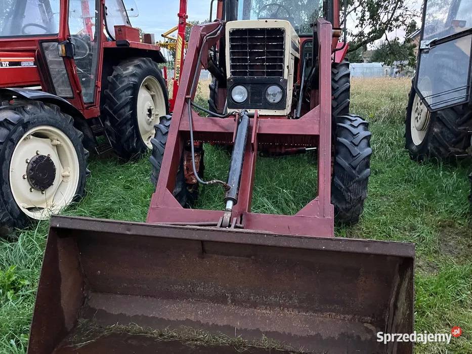 Tur MTZ 82 ladowacz czołowy Belarus Dziedzice