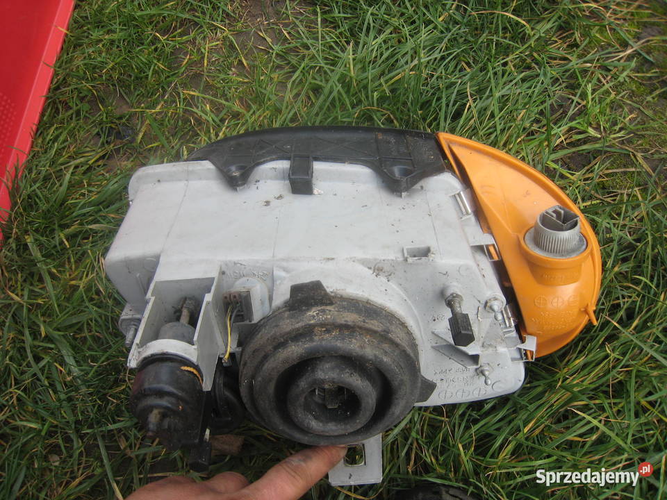 Lampa lewa z kierunkowskazem Fiat Seicento 600 Lampy przednie Kraków sprzedam