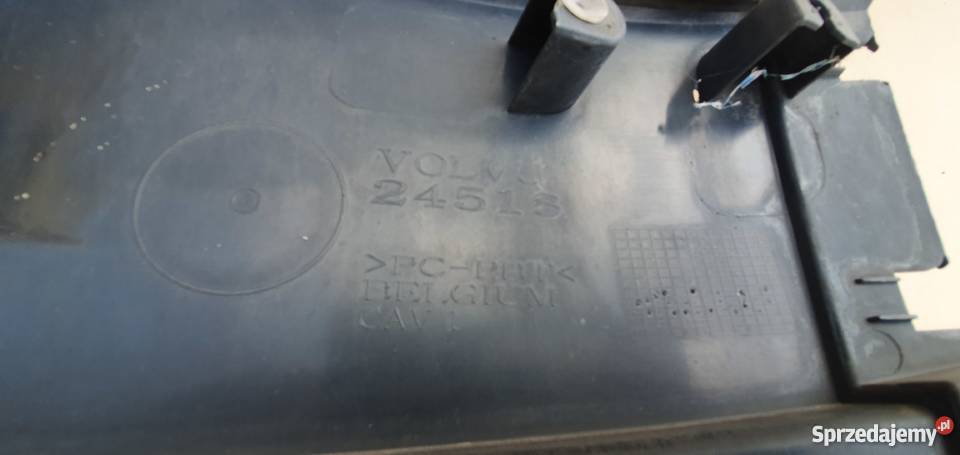 VOLVO FH4 PODSZYBIE PAS LISTWA PODSZYBIA 24518 Karoseria Bieleń