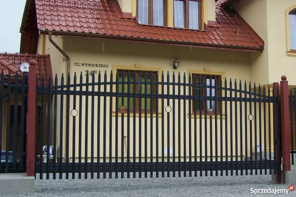 Ogrodzenia Balustrady balkonowe i schodowe Bramy Gorlice