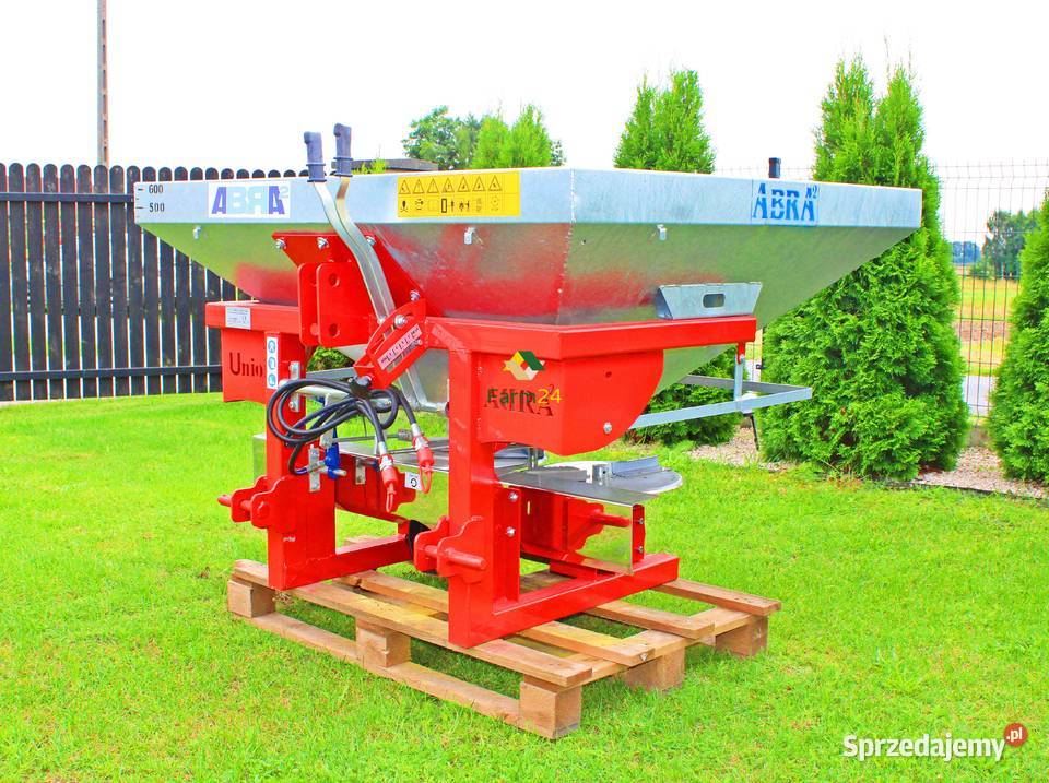 Rozsiewacz 600L 800L Rozsiewacz nawozu PRZEKŁ Kolonia Gorzędów