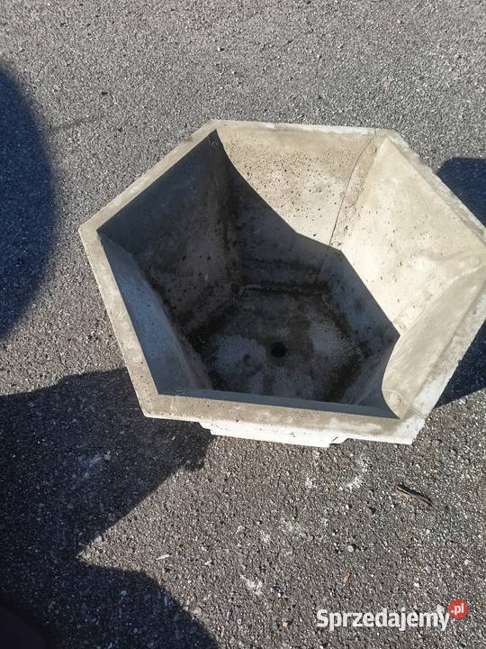 Donice betonowe duże Brynica
