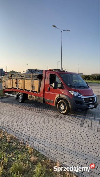 pomoc drogowa auto laweta transport maszyn Kałuszyn