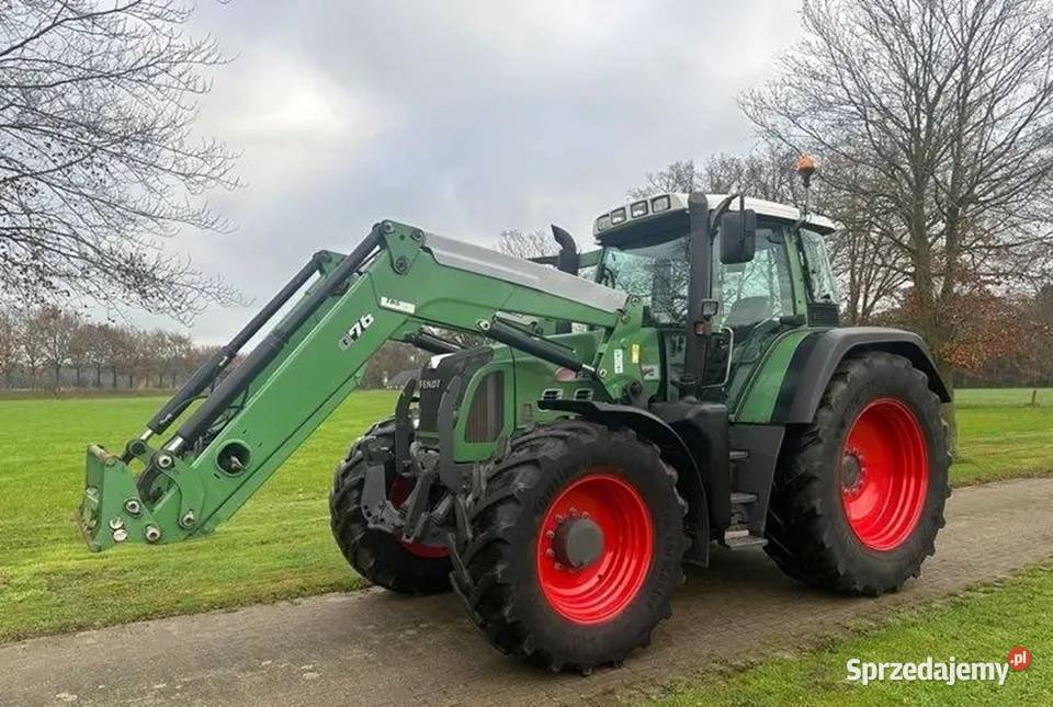 Kabina Błotniki Ładowacz czołowy 2010 Fendt 718 mazowieckie
