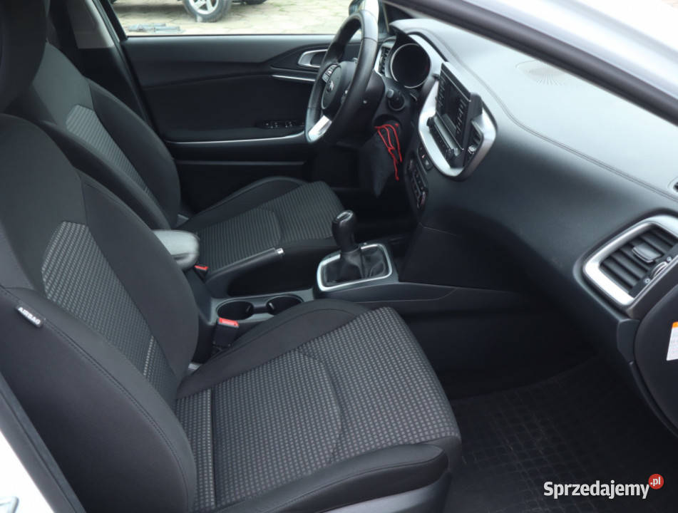 Kia Ceed 16 CRDi MHEV ABS Łódź