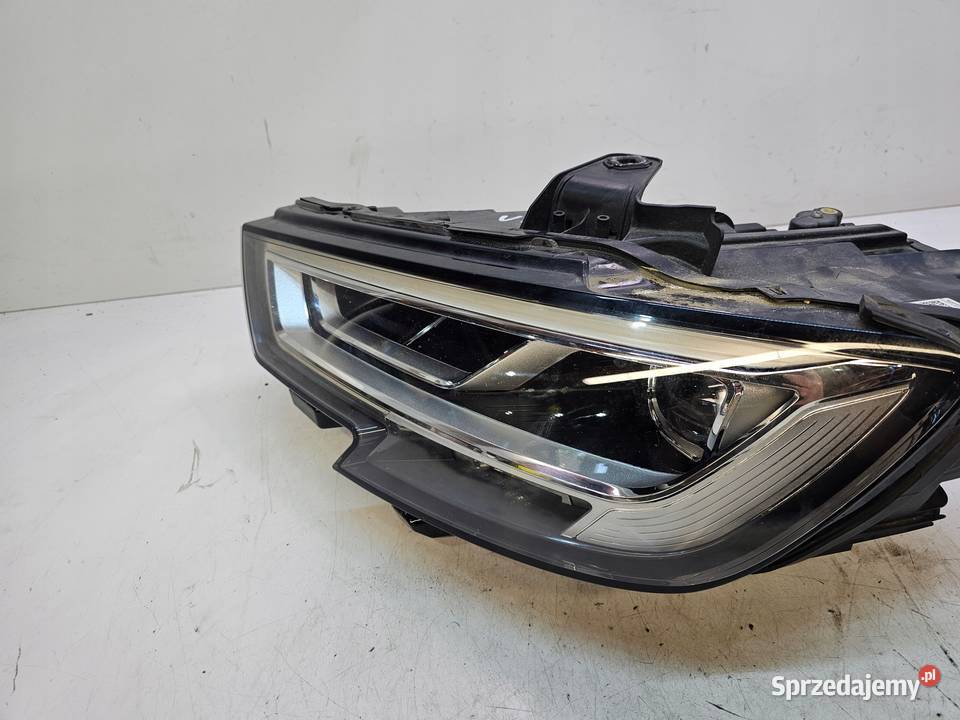 REFLEKTOR XENON LED LEWY AUDI A3 8V LIFT osobowe Lampy przednie Przystajń