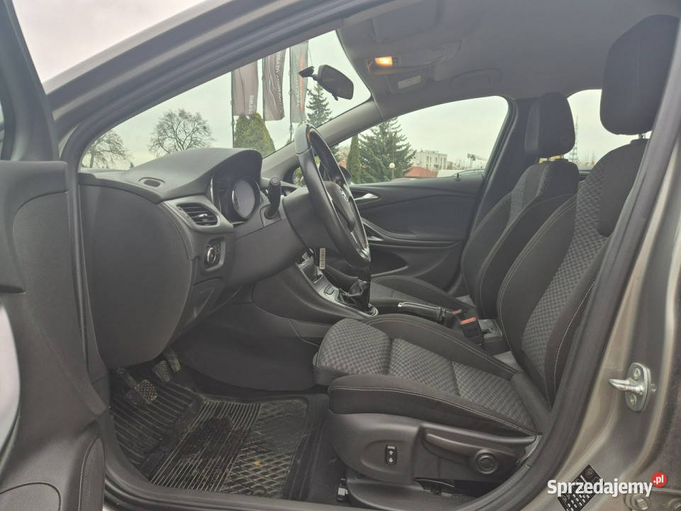 Opel Astra Enjoy 14 Turbo 125 K 20152021 gniazdo USB warmińsko-mazurskie Giżycko