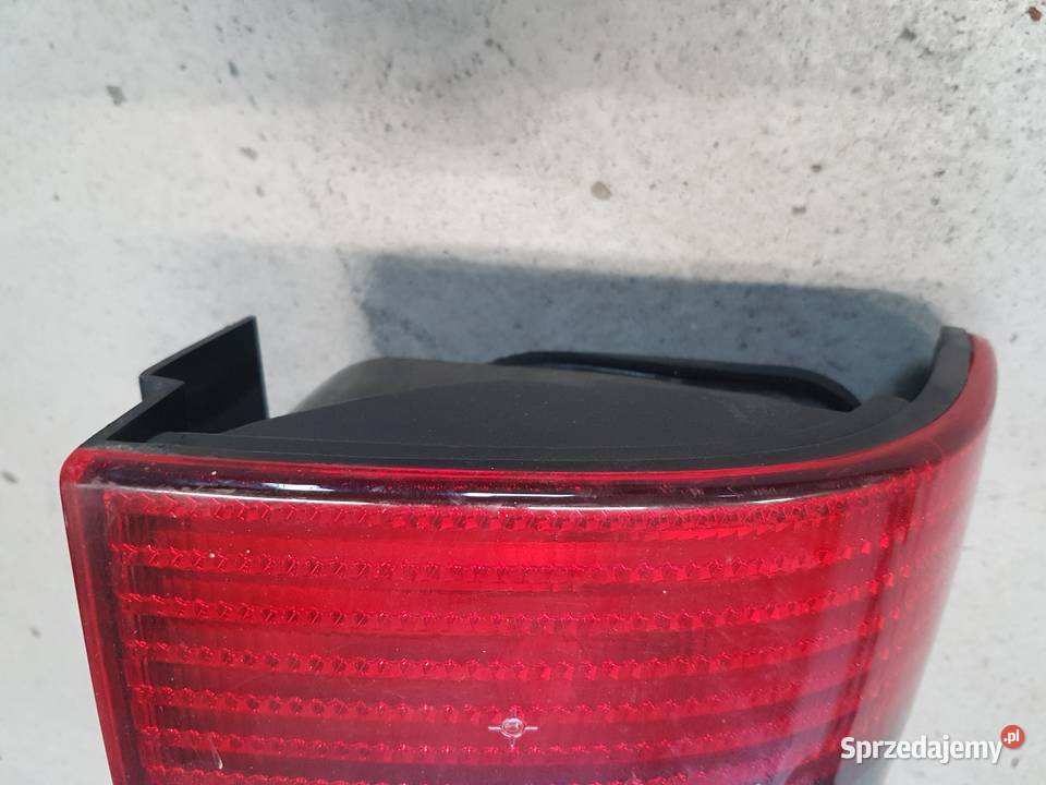 VW PASSAT B4 LAMPA TYL LEWA WKLAD LAMPY LEWY TYL Turek