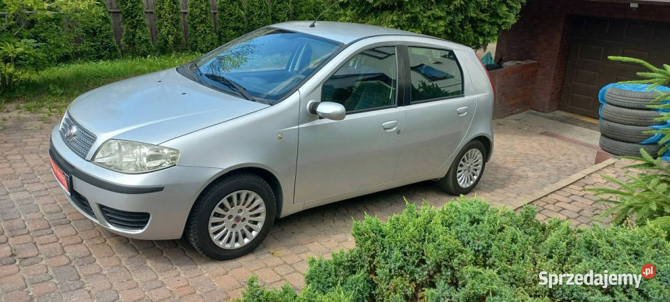Fiat Punto Salon 12 Fire Serwisowany światła przeciwmgielne Gdańsk