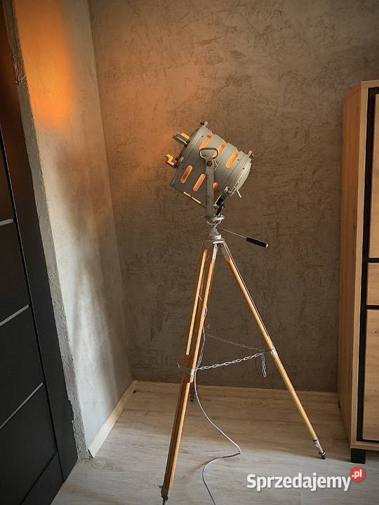 Lampa teatralna zabytek PRL Vintage loft Lampy podłogowe wielkopolskie sprzedam