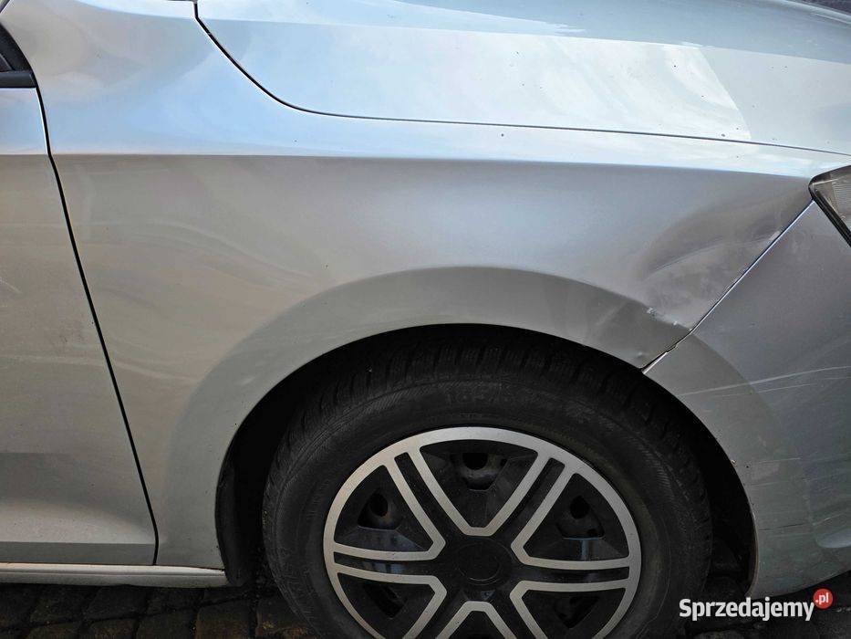 Błotnik Skoda Rapid Bytom