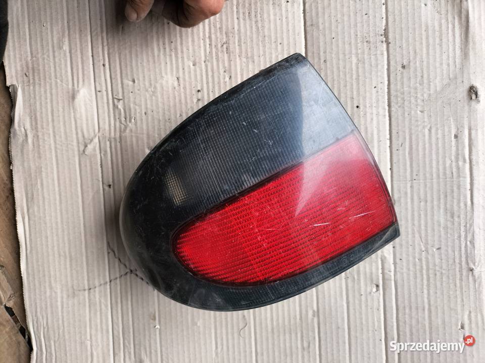 LAMPA TYŁ TYLNA RENAULT MEGANE 1 I SEDAN lampy tylne Kamień-Kolonia