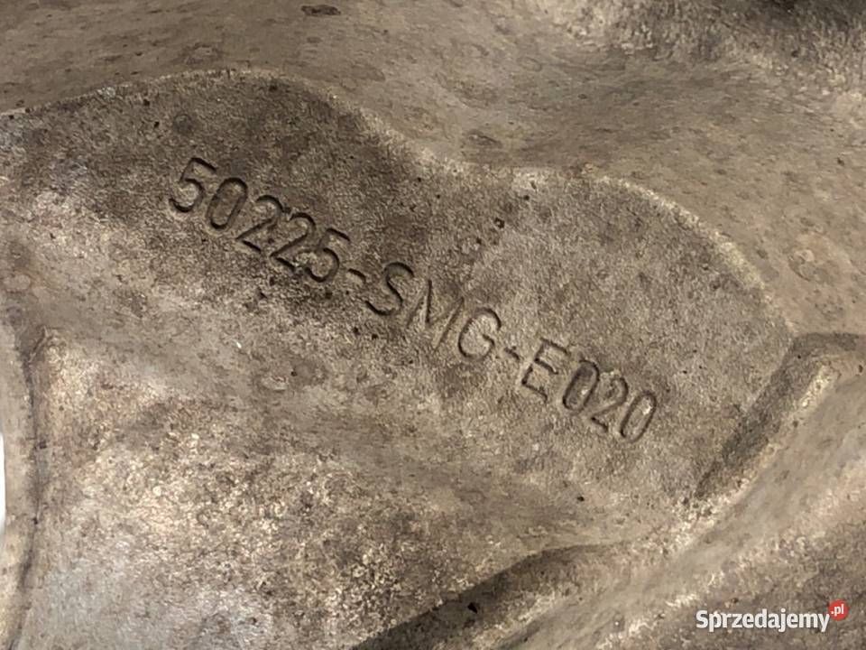 BELKA POD SILNIK HONDA CIVIC VIII 18 140 osobowe