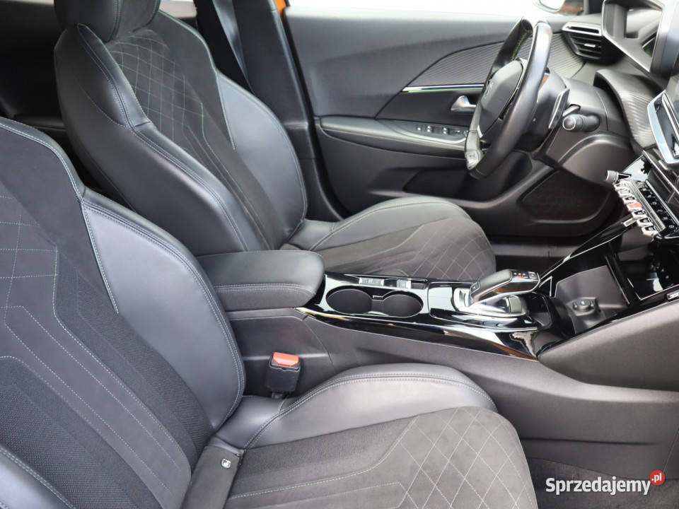 Peugeot 2008 12 PureTech pomarańczowy mazowieckie Piaseczno