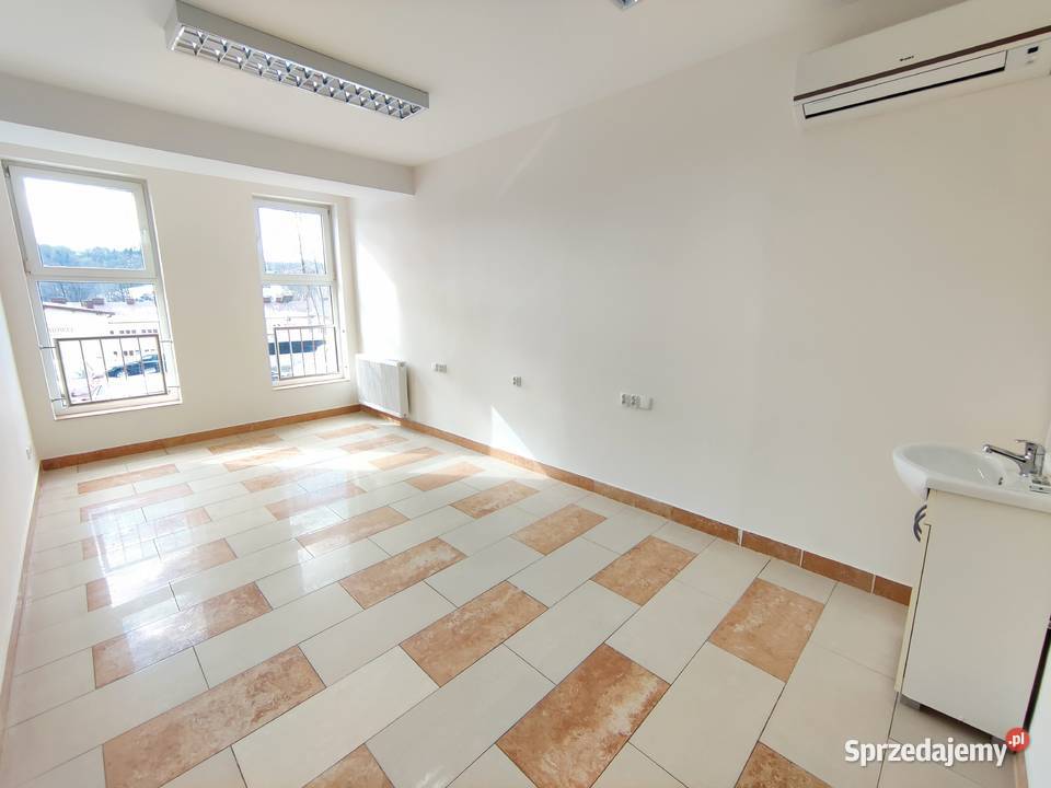 Lokal 18 m do wynajęcia Limanowa parter