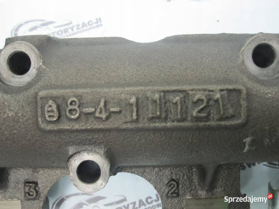 ISUZU TROOPER 30 D 4JX1 160 02r listwa wtryskowa