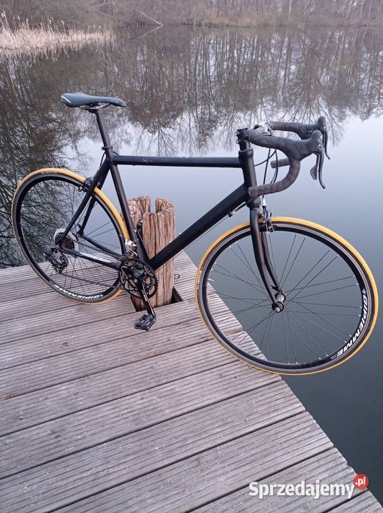 Rower szosowy kolarzówka Bełżec