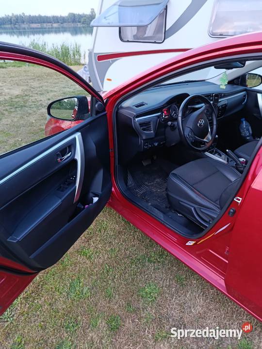 Toyota Corolla e16 Mysłowice sprzedam