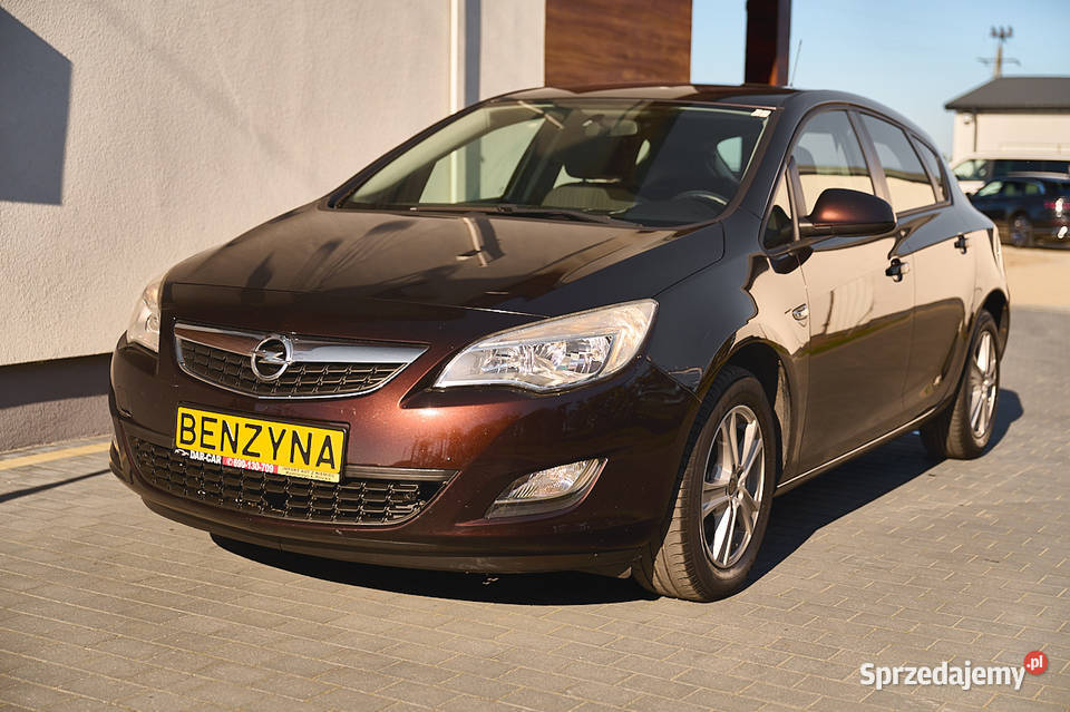 Opel Astra IV HATCHBACK 14 benzyna 100 mazowieckie Płock sprzedam