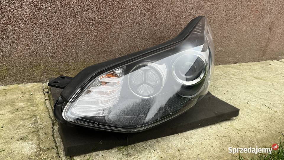 Lampa przód 92102F1010 i 92101F1010 Idealna KIA Nur sprzedam