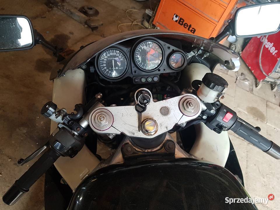sprzedam Kawasaki ninja zx7r 750cm3