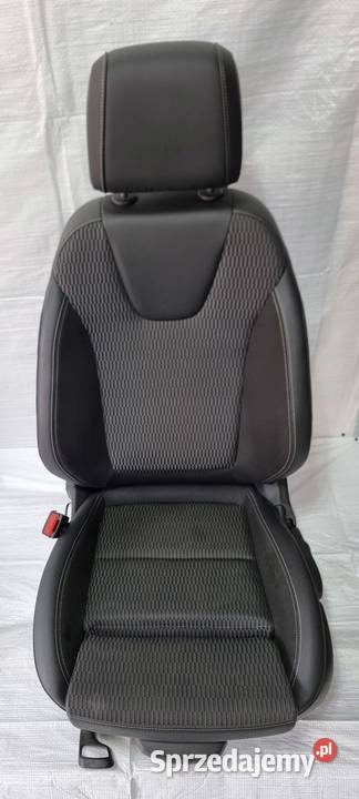 OPEL INSIGNIA B HB FOTELE SIEDZENIA TYŁ sprzedam